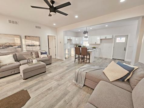 628 South Midland Avenue Rockdale IL 60436