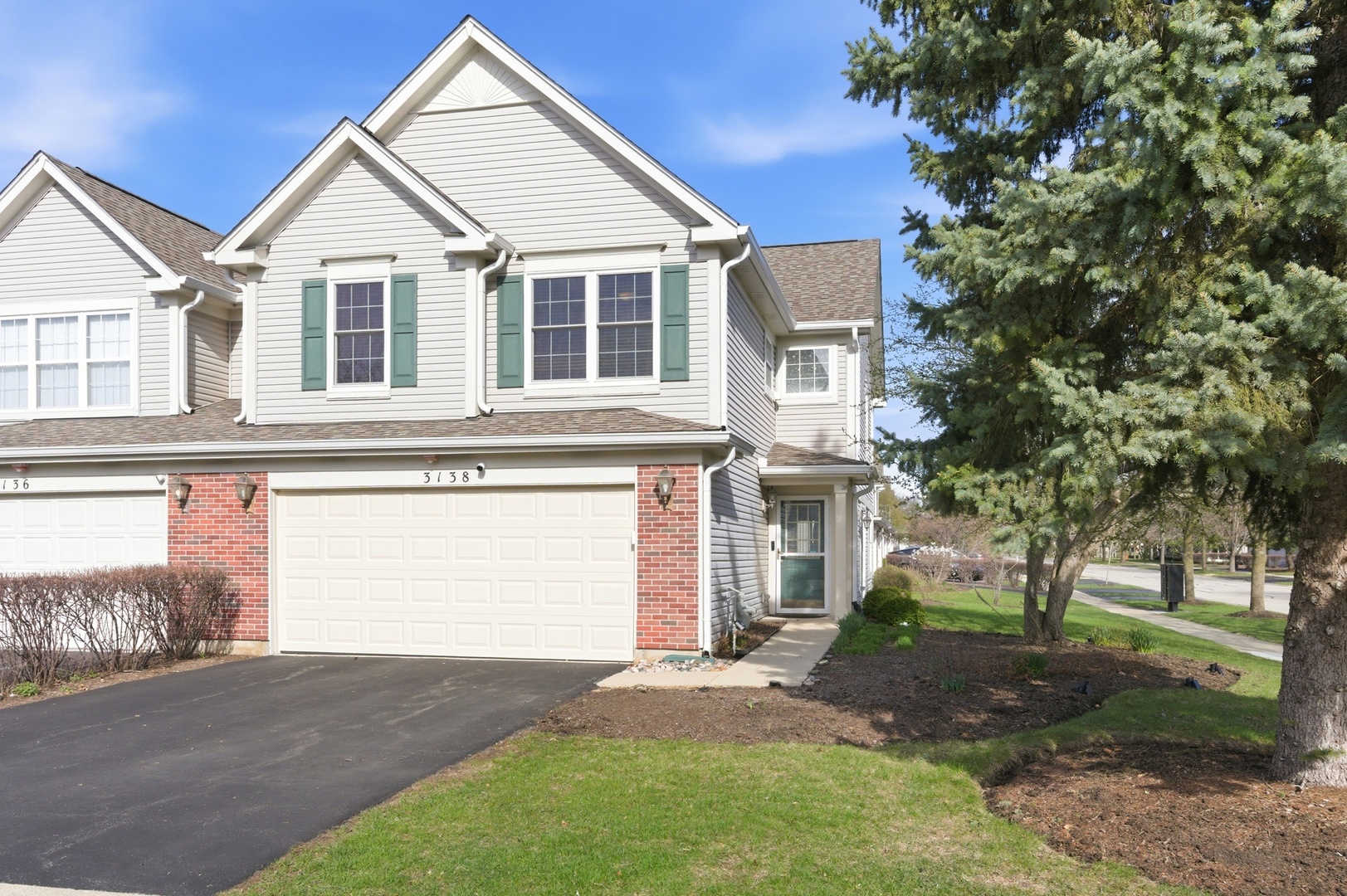 3138 Reflection Drive Naperville IL 60564