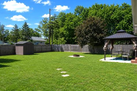 815 West 20th Street Sterling IL 61081