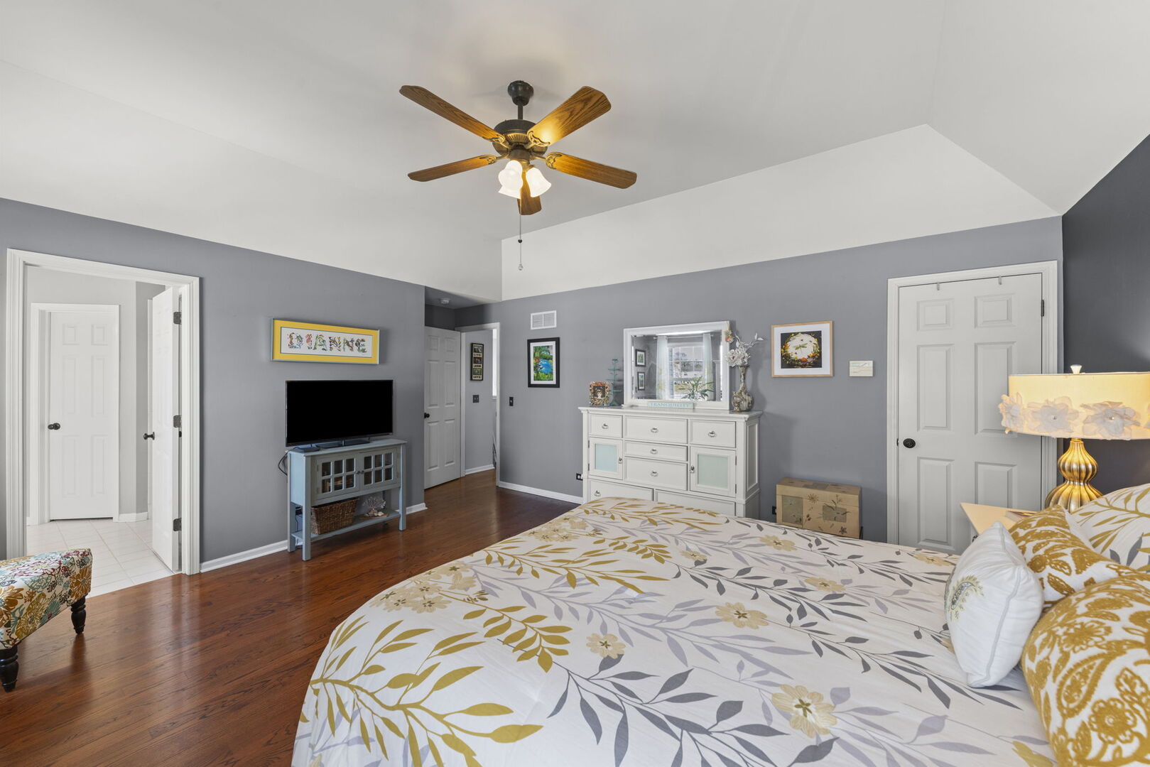 3451 Parliament Lane Naperville IL 60564