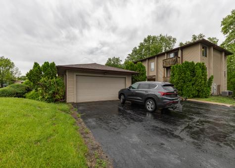 5221 26TH Ave A Court Moline IL 61265