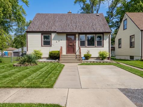 547 East 148th Place Harvey IL 60426