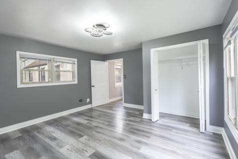 547 East 148th Place Harvey IL 60426