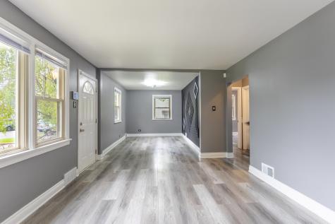 547 East 148th Place Harvey IL 60426