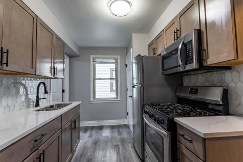 547 East 148th Place Harvey IL 60426