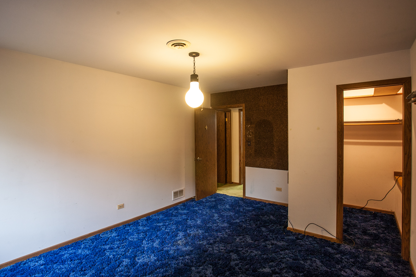 1610 Old Oak Place Darien IL 60561