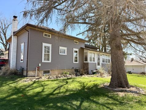 213 North 1st Street Elburn IL 60119