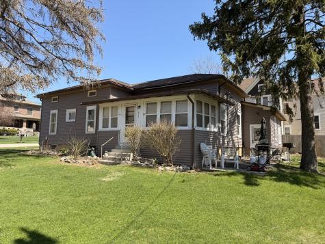 213 North 1st Street Elburn IL 60119
