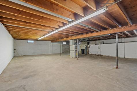 29 West Oak Street Piper City IL 60959