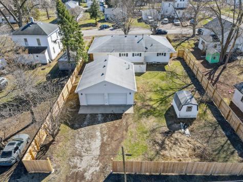 29 West Oak Street Piper City IL 60959