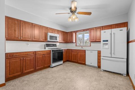 29 West Oak Street Piper City IL 60959