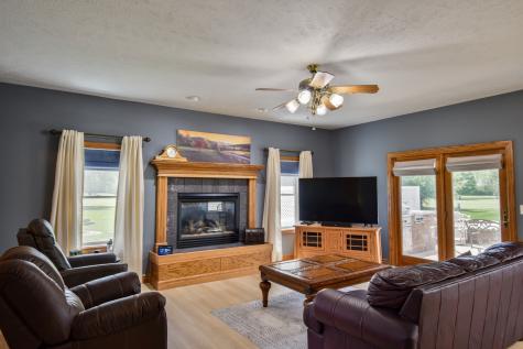 1816 Cardinal Court Pontiac IL 61764