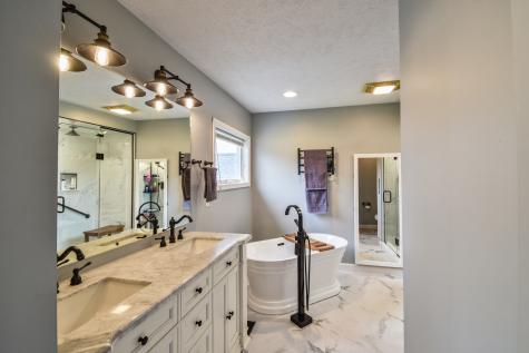 1816 Cardinal Court Pontiac IL 61764