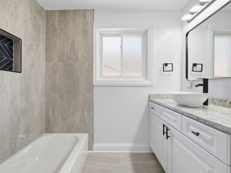 8359 South State Street Chicago IL 60619