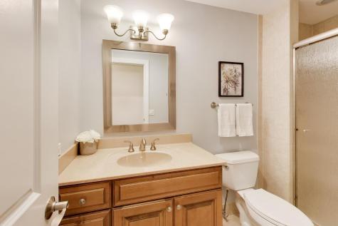 1604 Pleasant Court Libertyville IL 60048
