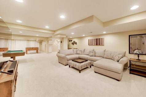 1604 Pleasant Court Libertyville IL 60048