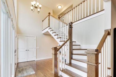 1604 Pleasant Court Libertyville IL 60048