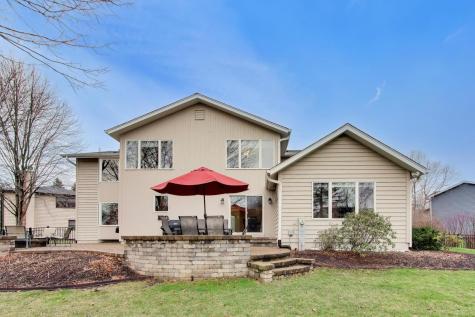 1604 Pleasant Court Libertyville IL 60048