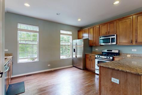 214 Cassidy Lane Elgin IL 60124