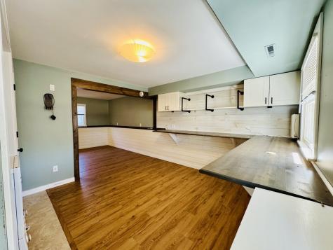 725 Old Orchard Drive Benton IL 62812