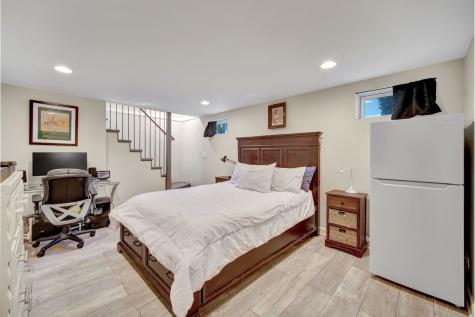 6 Iroquois Drive Clarendon Hills IL 60514