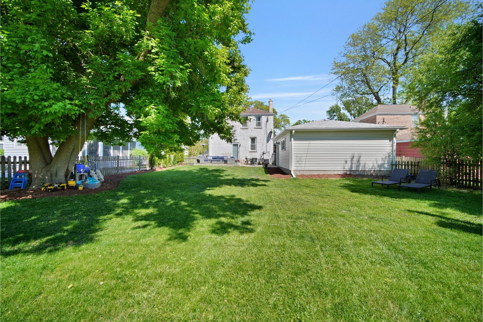 6 Iroquois Drive Clarendon Hills IL 60514