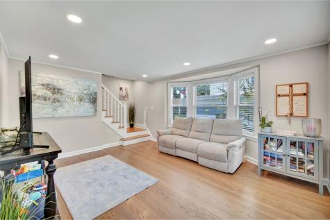 6 Iroquois Drive Clarendon Hills IL 60514
