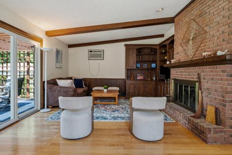 204 Parkview Road Riverside IL 60546