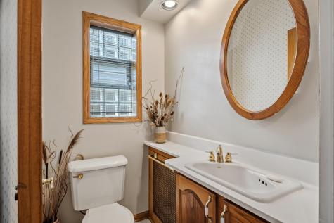 204 Parkview Road Riverside IL 60546