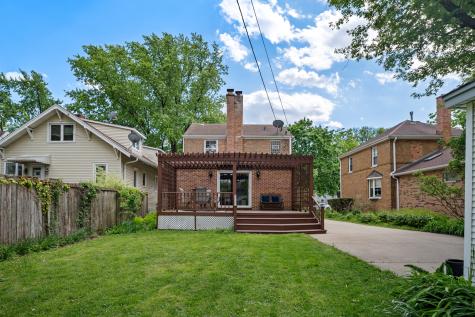 204 Parkview Road Riverside IL 60546