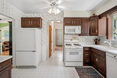 204 Parkview Road Riverside IL 60546