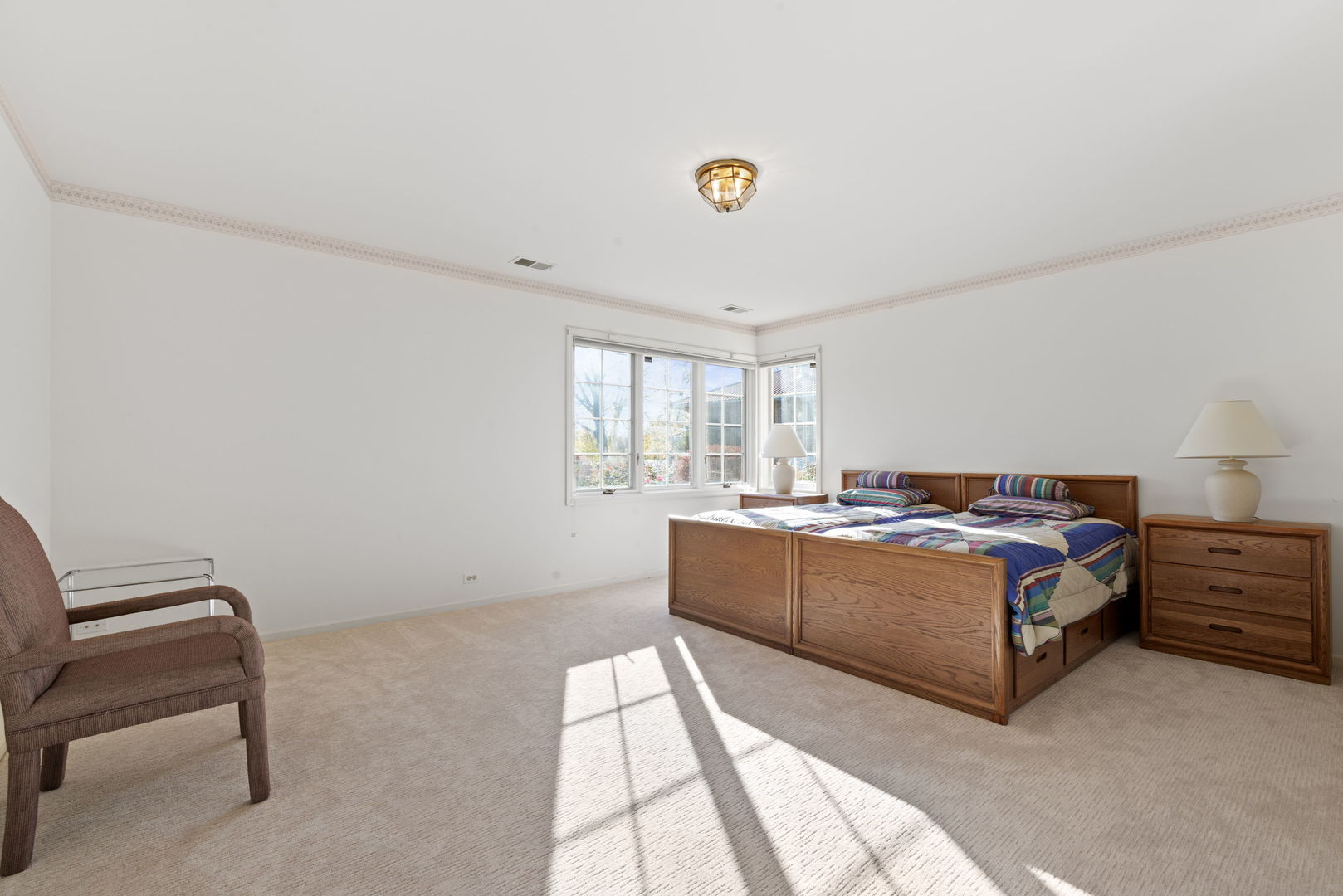 2016 Midwest Club Parkway Oak Brook IL 60523