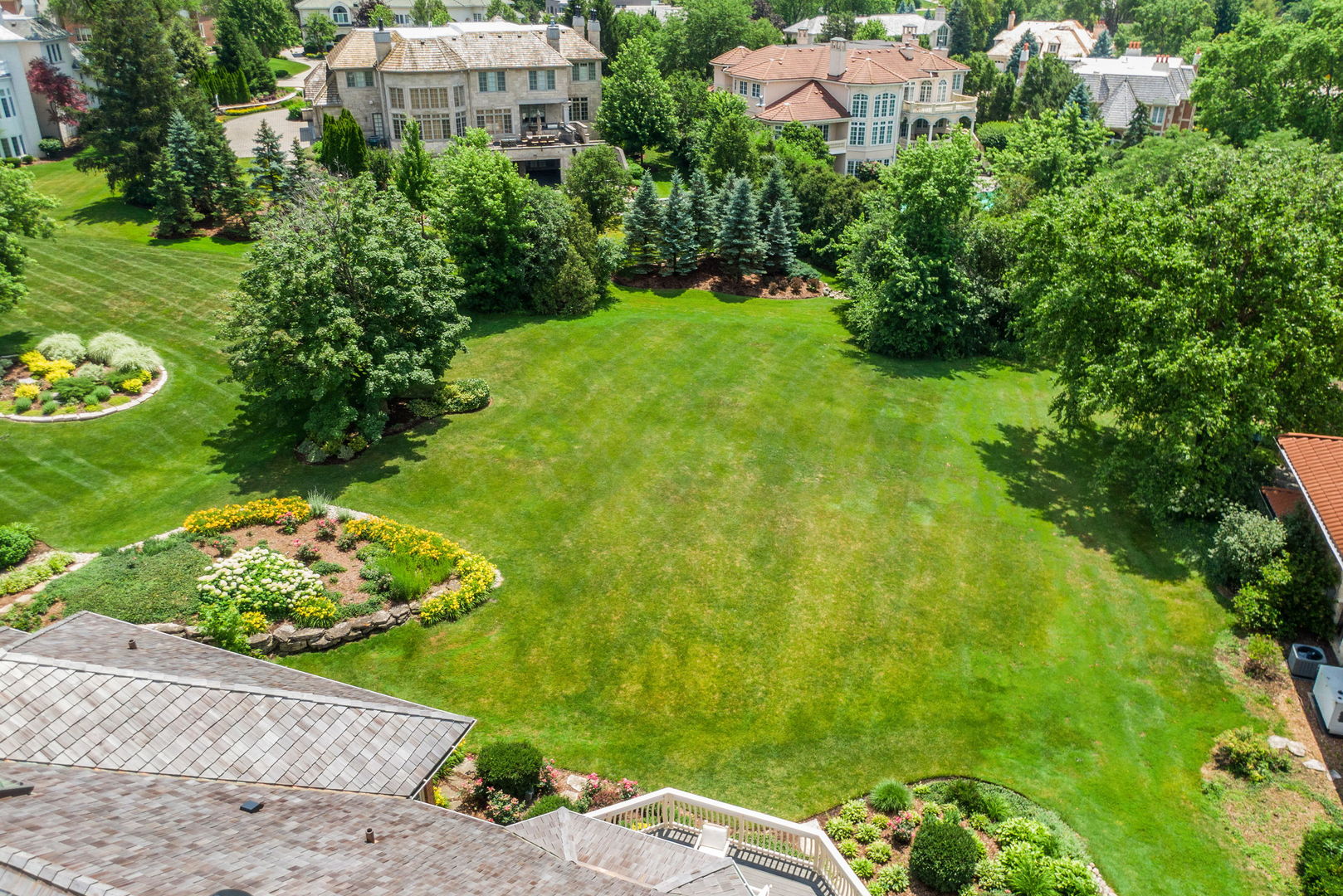 2016 Midwest Club Parkway Oak Brook IL 60523