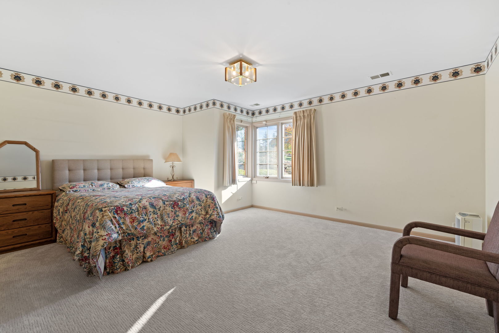2016 Midwest Club Parkway Oak Brook IL 60523
