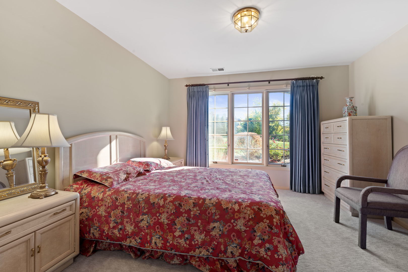 2016 Midwest Club Parkway Oak Brook IL 60523