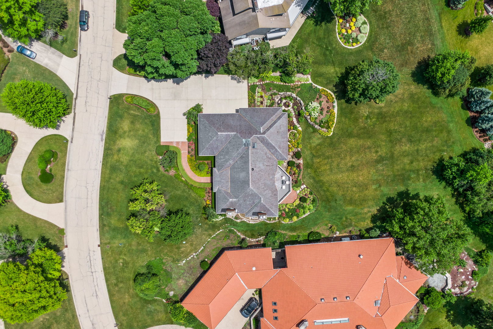 2016 Midwest Club Parkway Oak Brook IL 60523