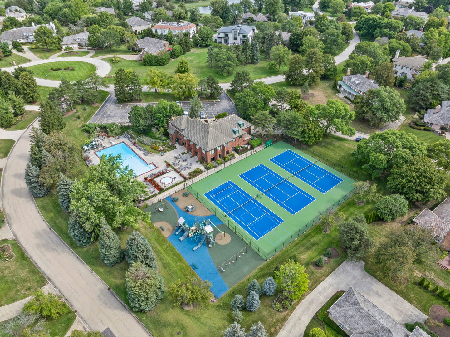 2016 Midwest Club Parkway Oak Brook IL 60523