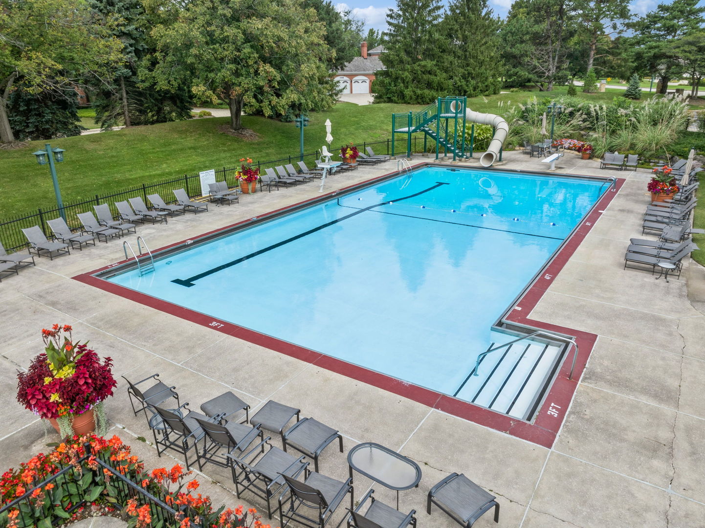 2016 Midwest Club Parkway Oak Brook IL 60523