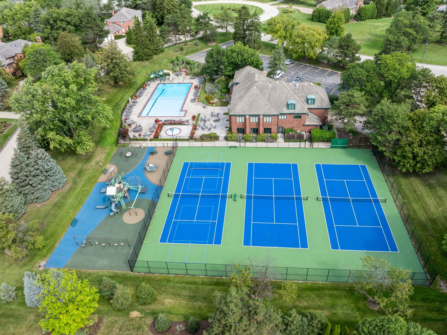 2016 Midwest Club Parkway Oak Brook IL 60523