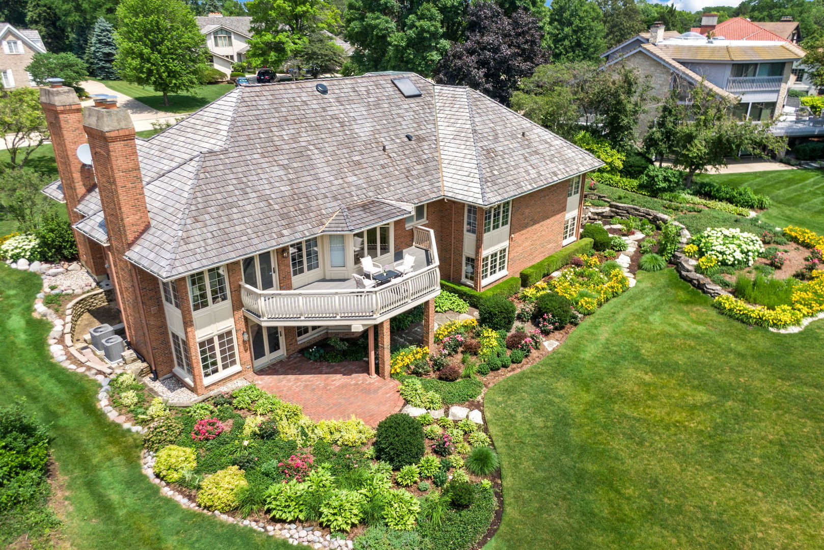 2016 Midwest Club Parkway Oak Brook IL 60523