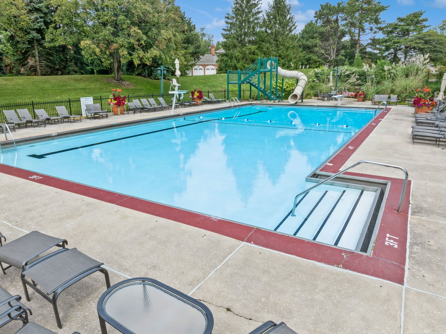 2016 Midwest Club Parkway Oak Brook IL 60523