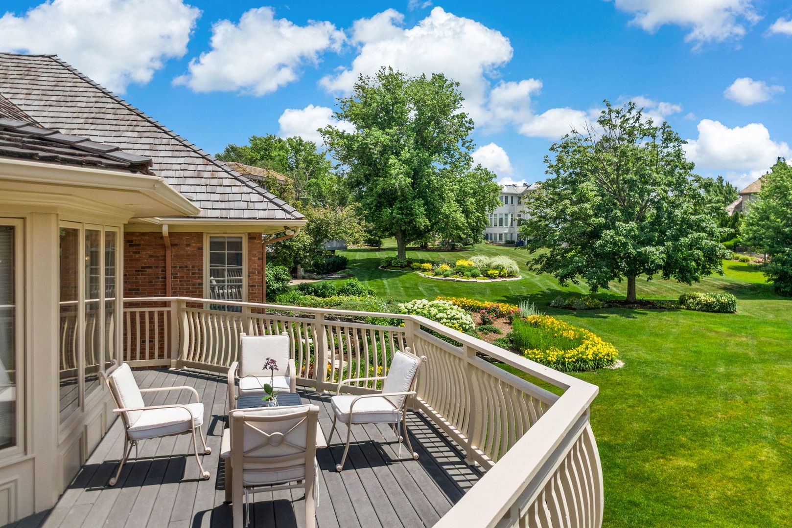 2016 Midwest Club Parkway Oak Brook IL 60523
