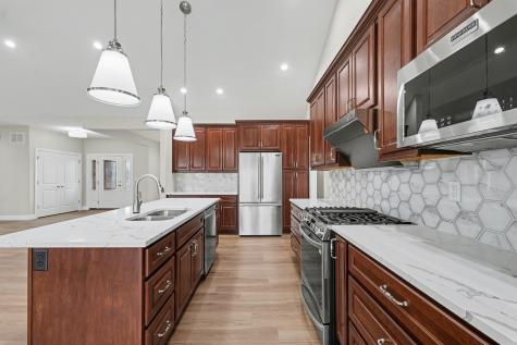 3020 Beringer Circle Urbana IL 61802