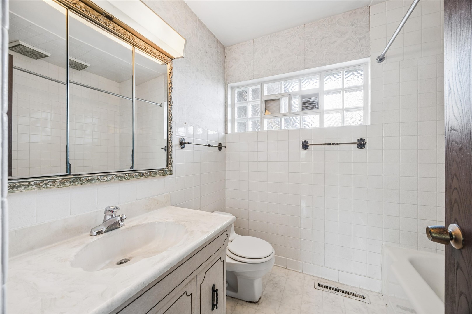 9135 26TH Place Brookfield IL 60513