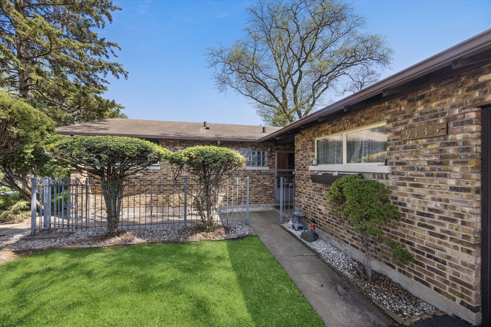 9135 26TH Place Brookfield IL 60513