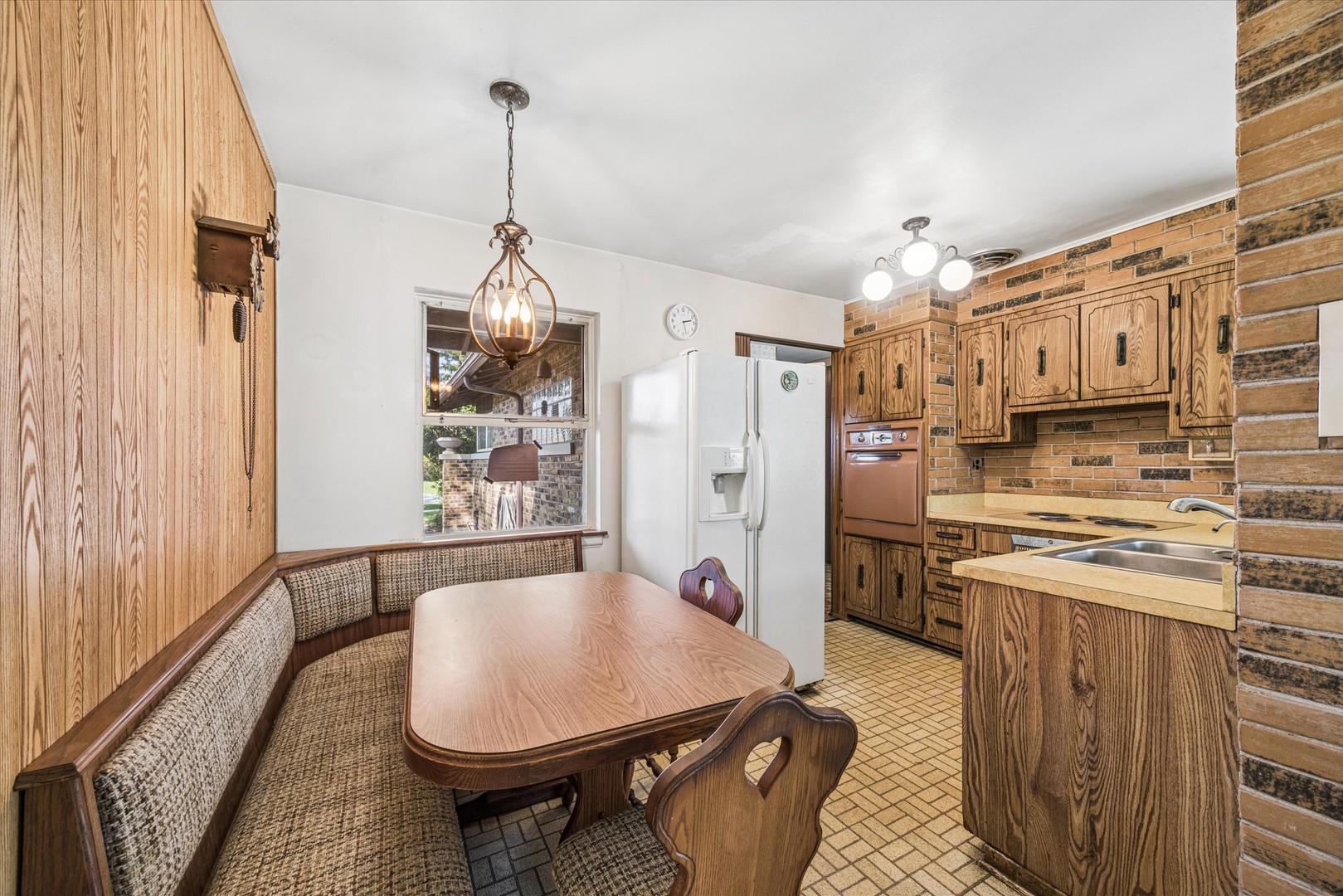 9135 26TH Place Brookfield IL 60513
