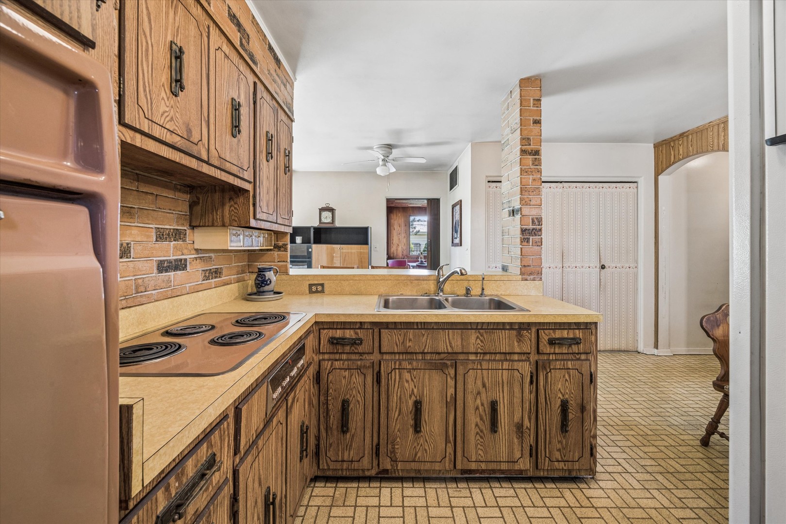 9135 26TH Place Brookfield IL 60513