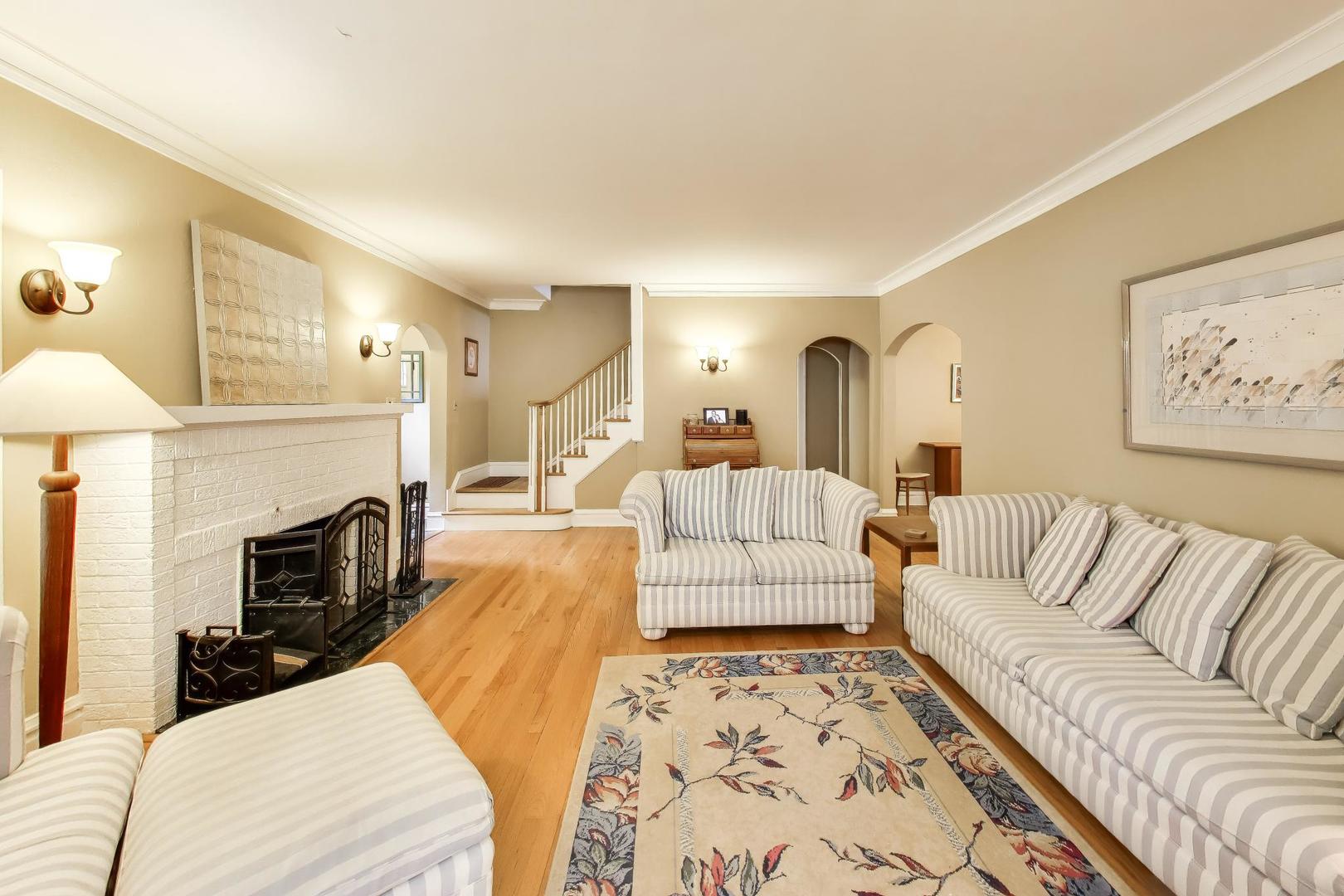 4051 Clausen Avenue Western Springs IL 60558