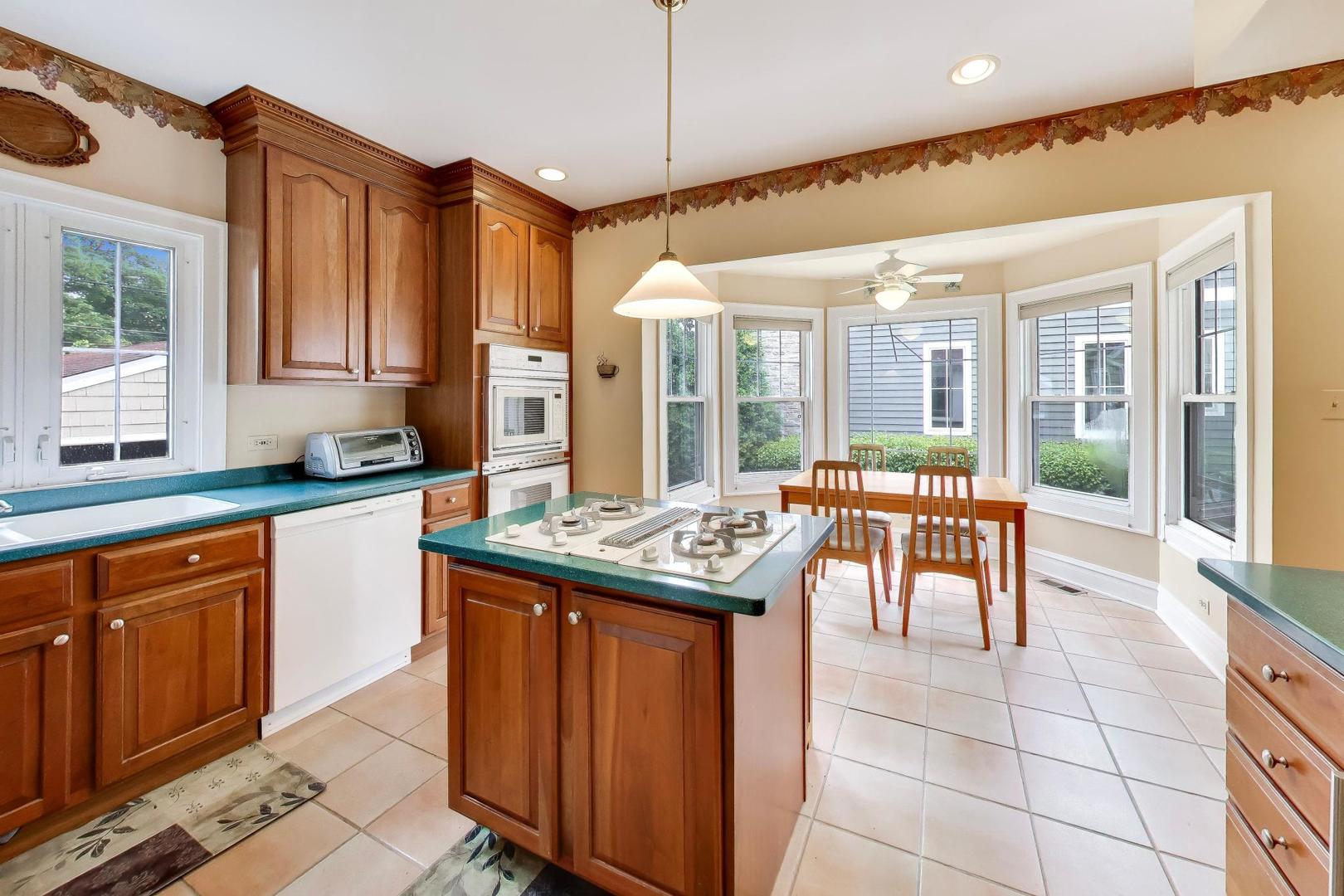 4051 Clausen Avenue Western Springs IL 60558