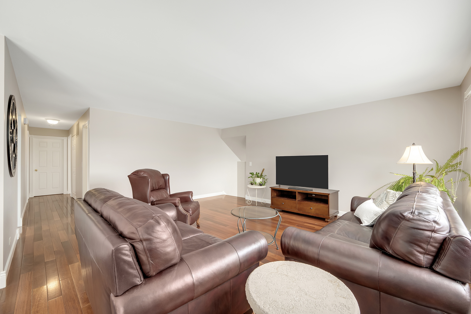 6921 Martin Drive Woodridge IL 60517